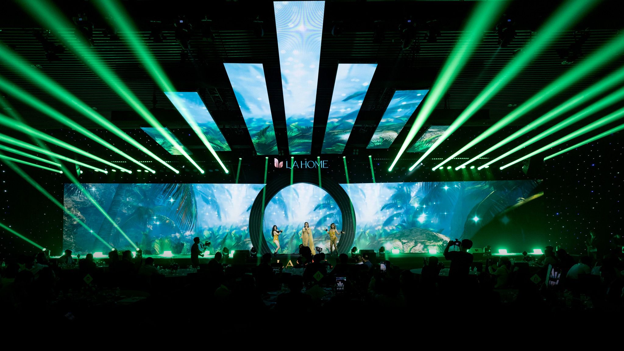 LED Screen